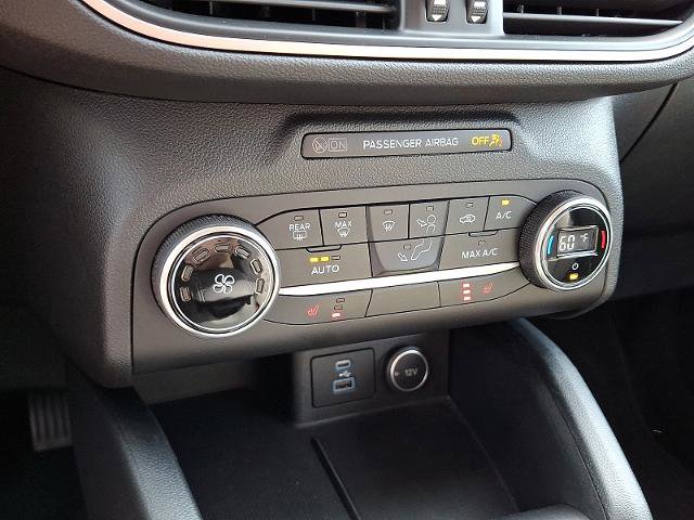 Certified 2020 Ford Escape SE image 15