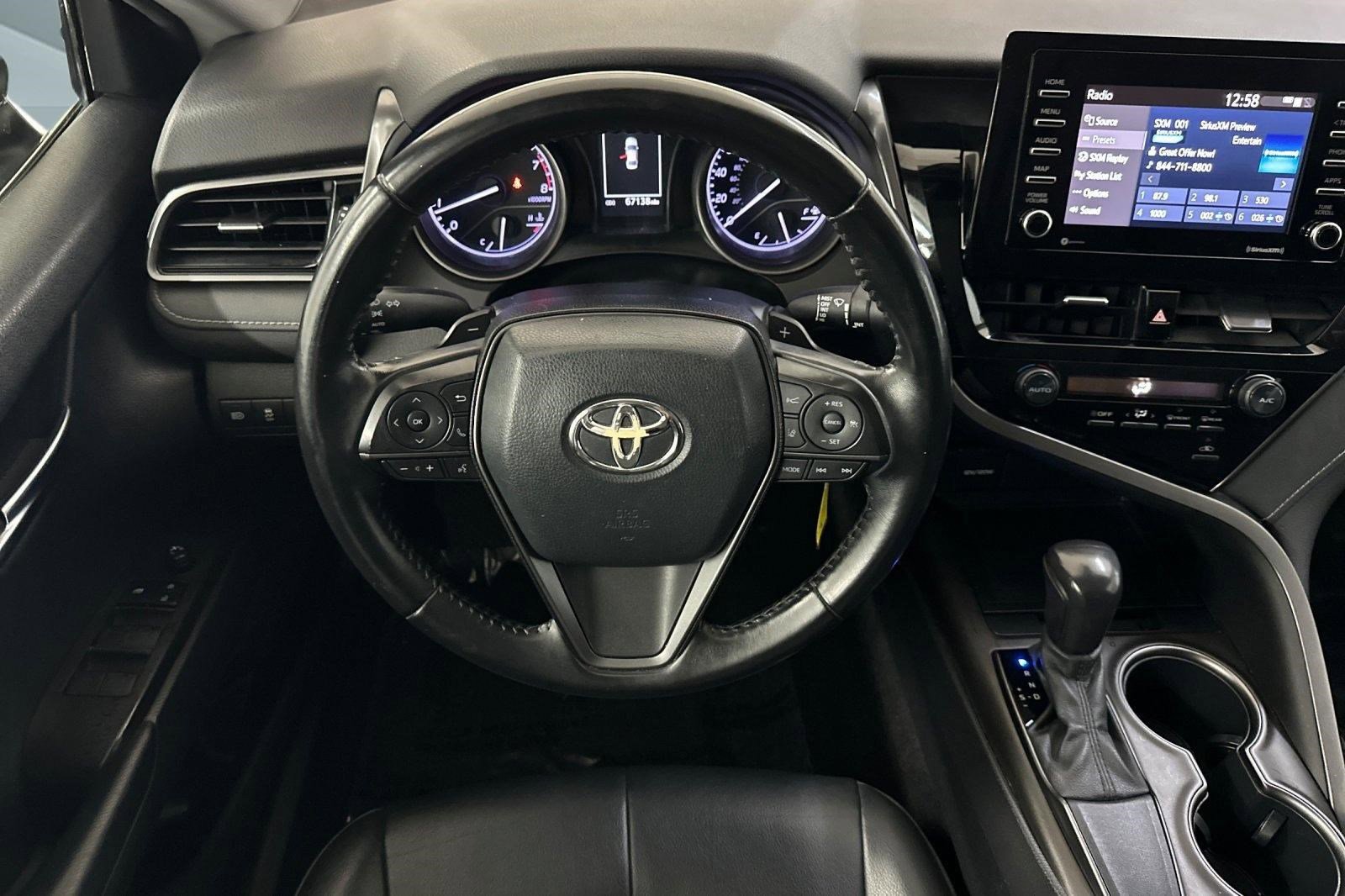 Used 2021 Toyota Camry SE image 27