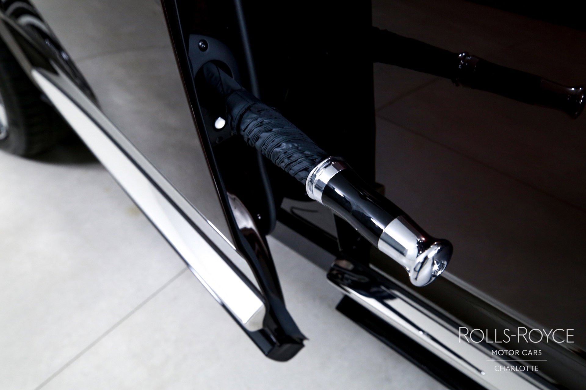 Certified 2025 Rolls-Royce Cullinan image 31