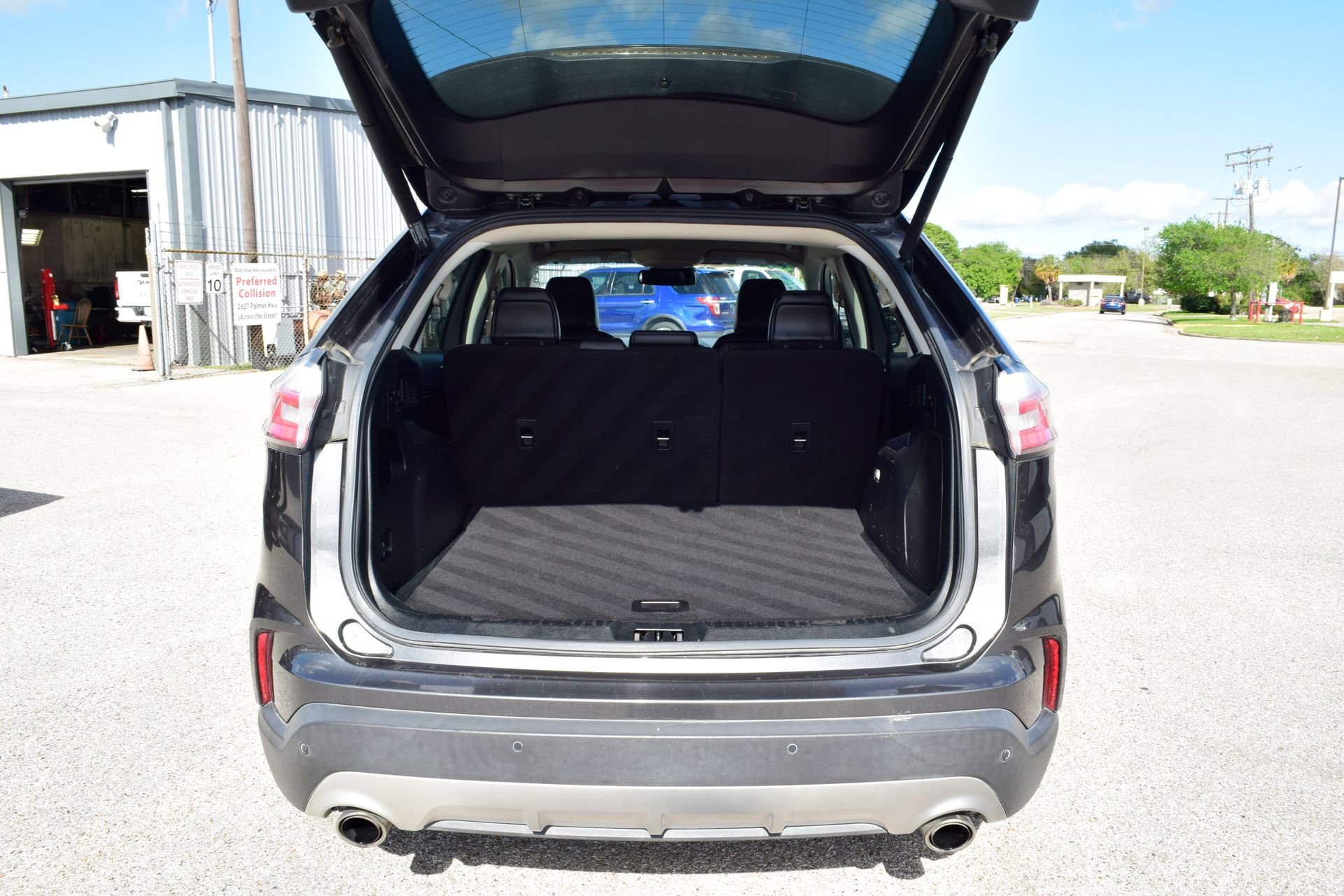 Certified 2020 Ford Edge Titanium image 21