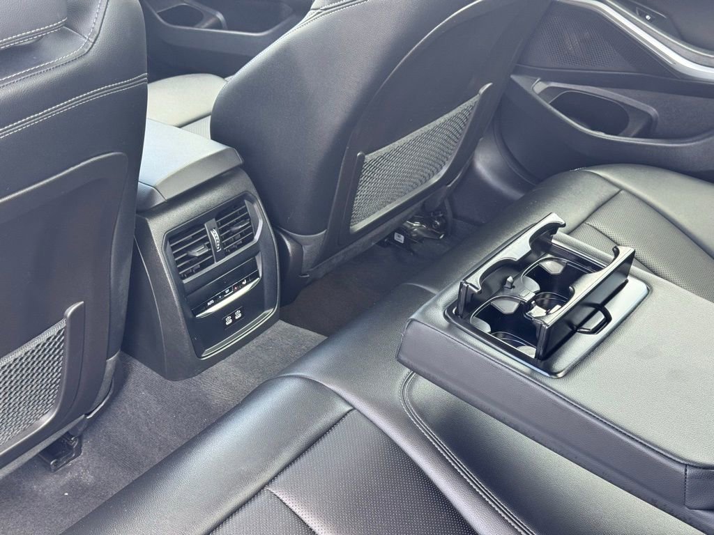 Used 2023 BMW 330i Sedan w/ Driving Assistance Package image 21