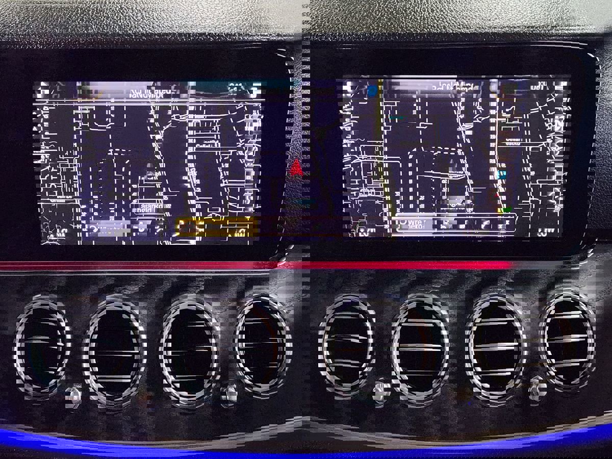 Used 2021 Mercedes-Benz E 350 Sedan image 38