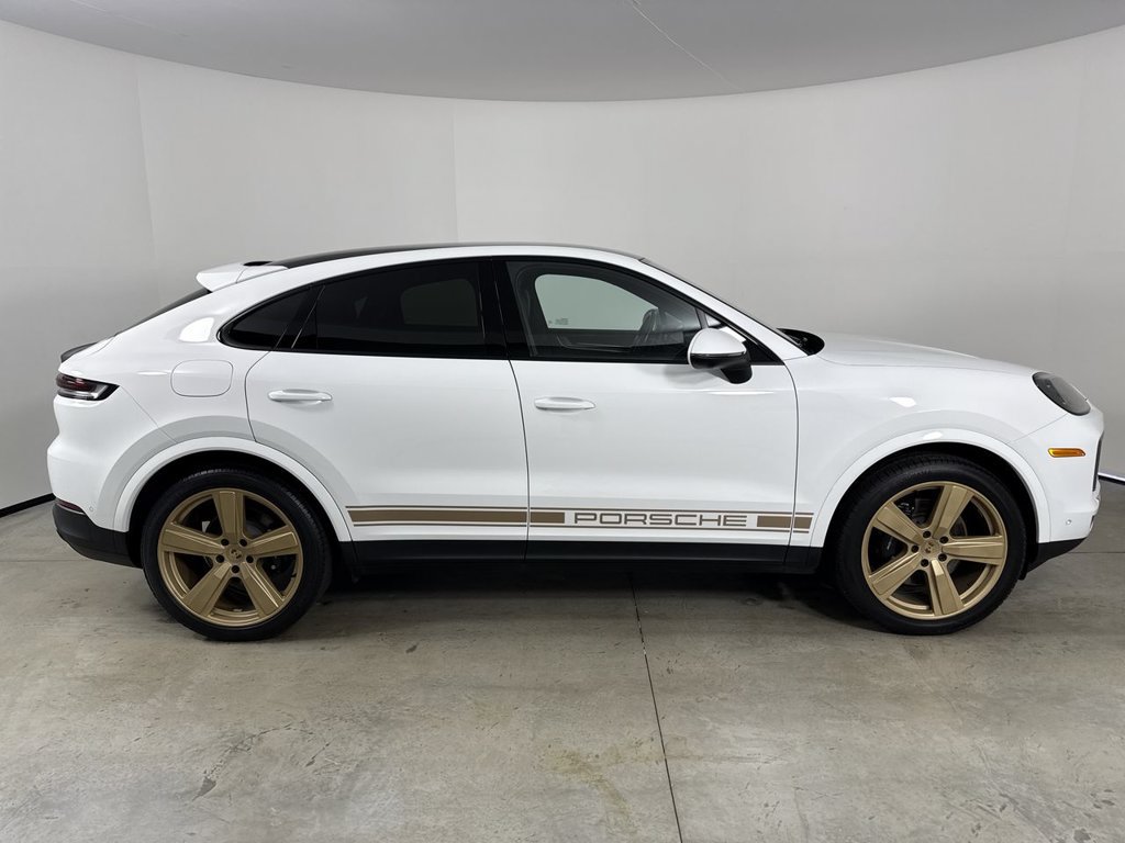 Certified 2024 Porsche Cayenne Coupe w/ Premium Package Plus AWD/4WD image 8