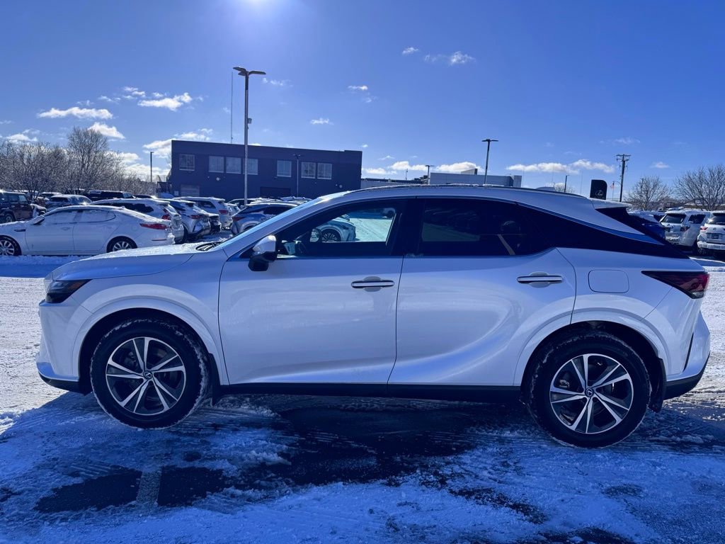 Used 2024 Lexus RX 350 AWD image 4