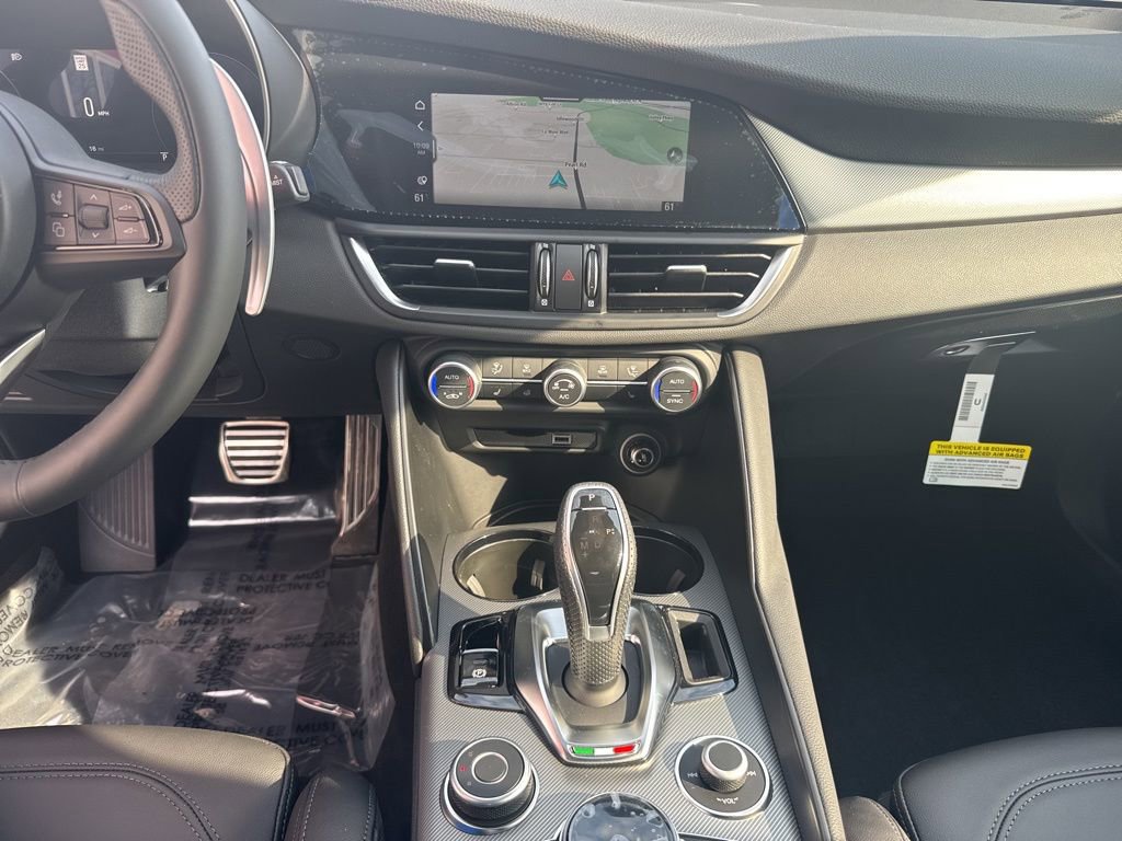 New 2026 Alfa Romeo Giulia AWD image 16