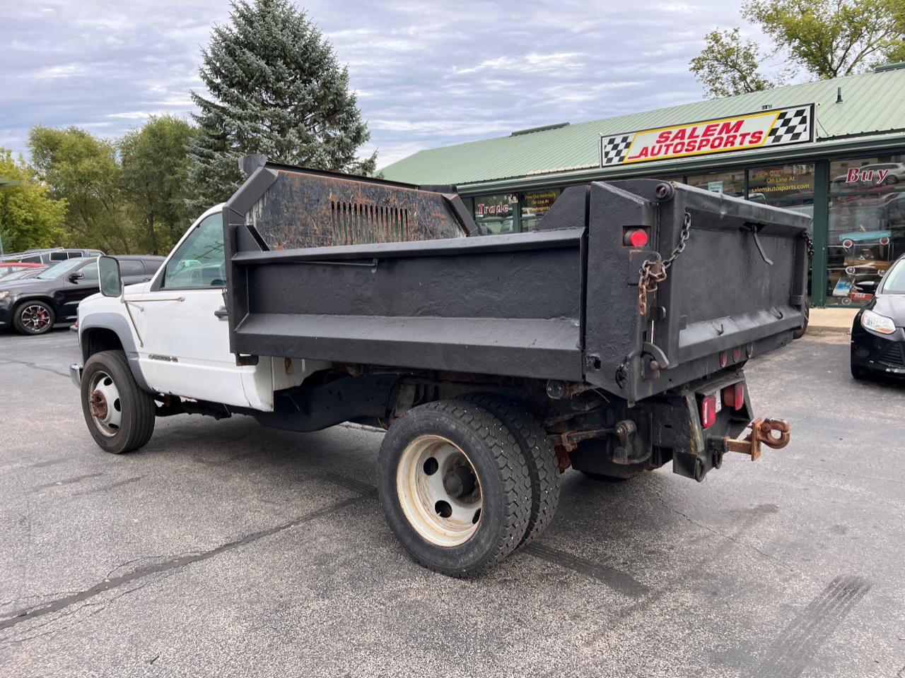 Used 2002 Chevrolet Silverado 3500 2WD Regular Cab HD image 5