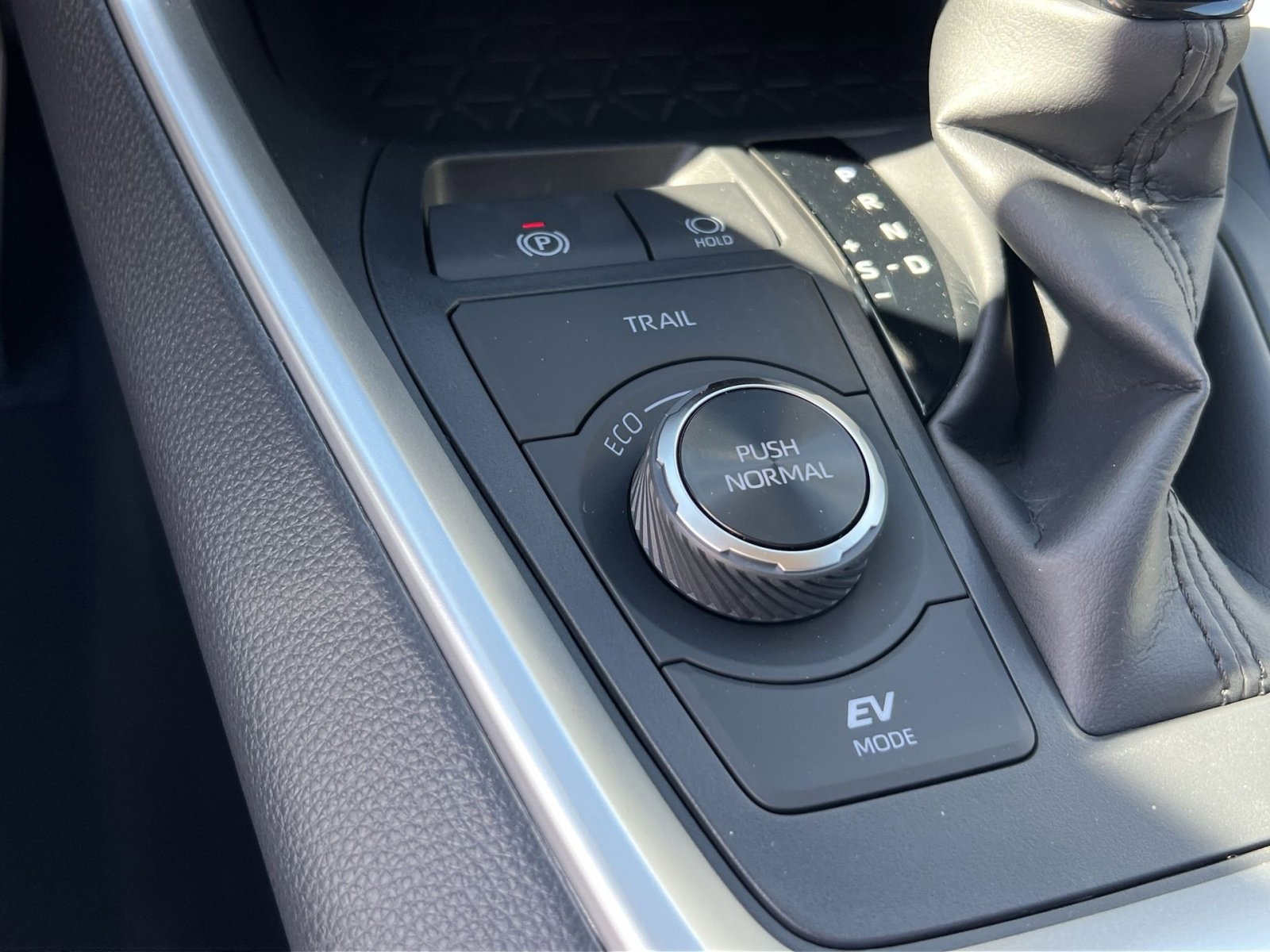 New 2025 Toyota RAV4 XLE image 24