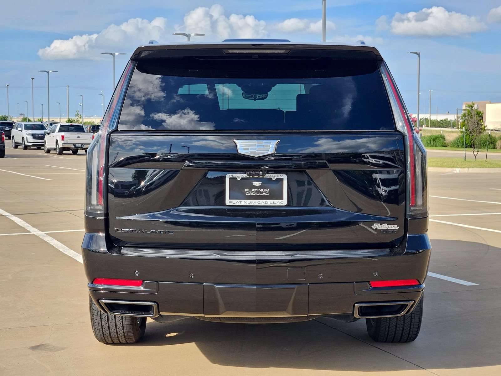 Certified 2025 Cadillac Escalade Sport Platinum w/ LPO, Floor Liner Package AWD/4WD image 8