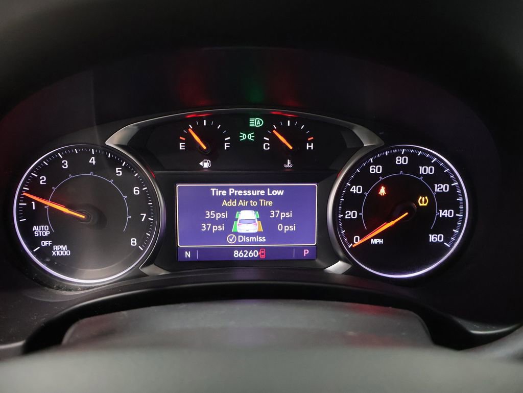 Used 2023 GMC Terrain SLT image 2