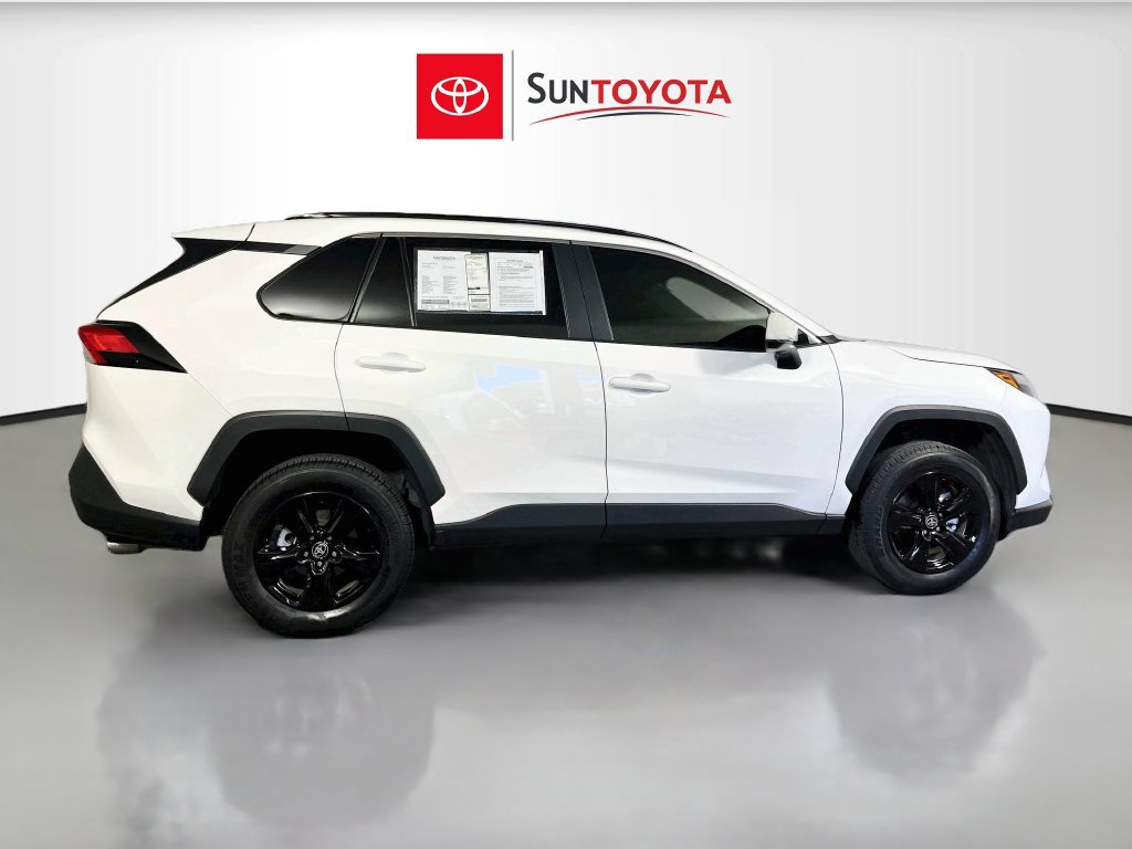 Used 2025 Toyota RAV4 XLE FWD image 2