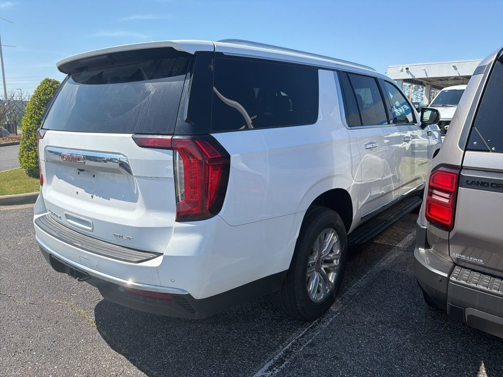 Used 2024 GMC Yukon XL SLT AWD/4WD image 5