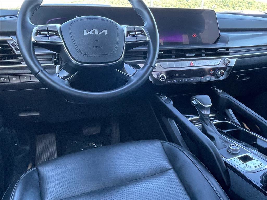 Used 2024 Kia Telluride S w/ S Sunroof Package FWD image 9