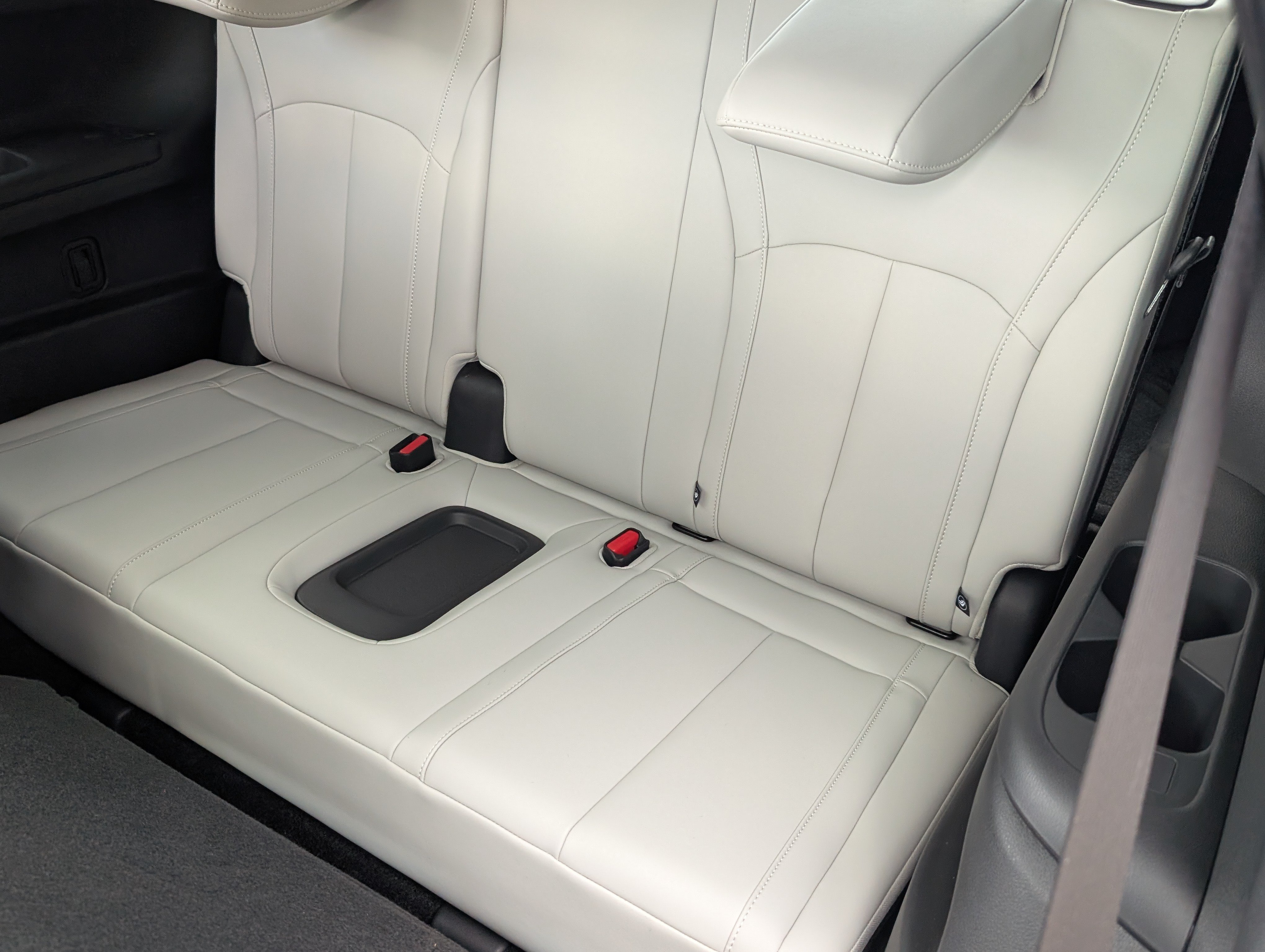 Used 2026 INFINITI QX60 Luxe w/ Cargo Package FWD image 19