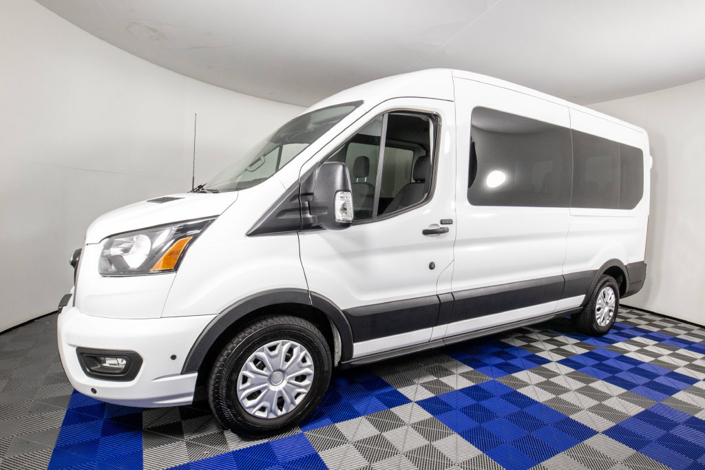 Used 2025 Ford Transit 350 XLT RWD image 2
