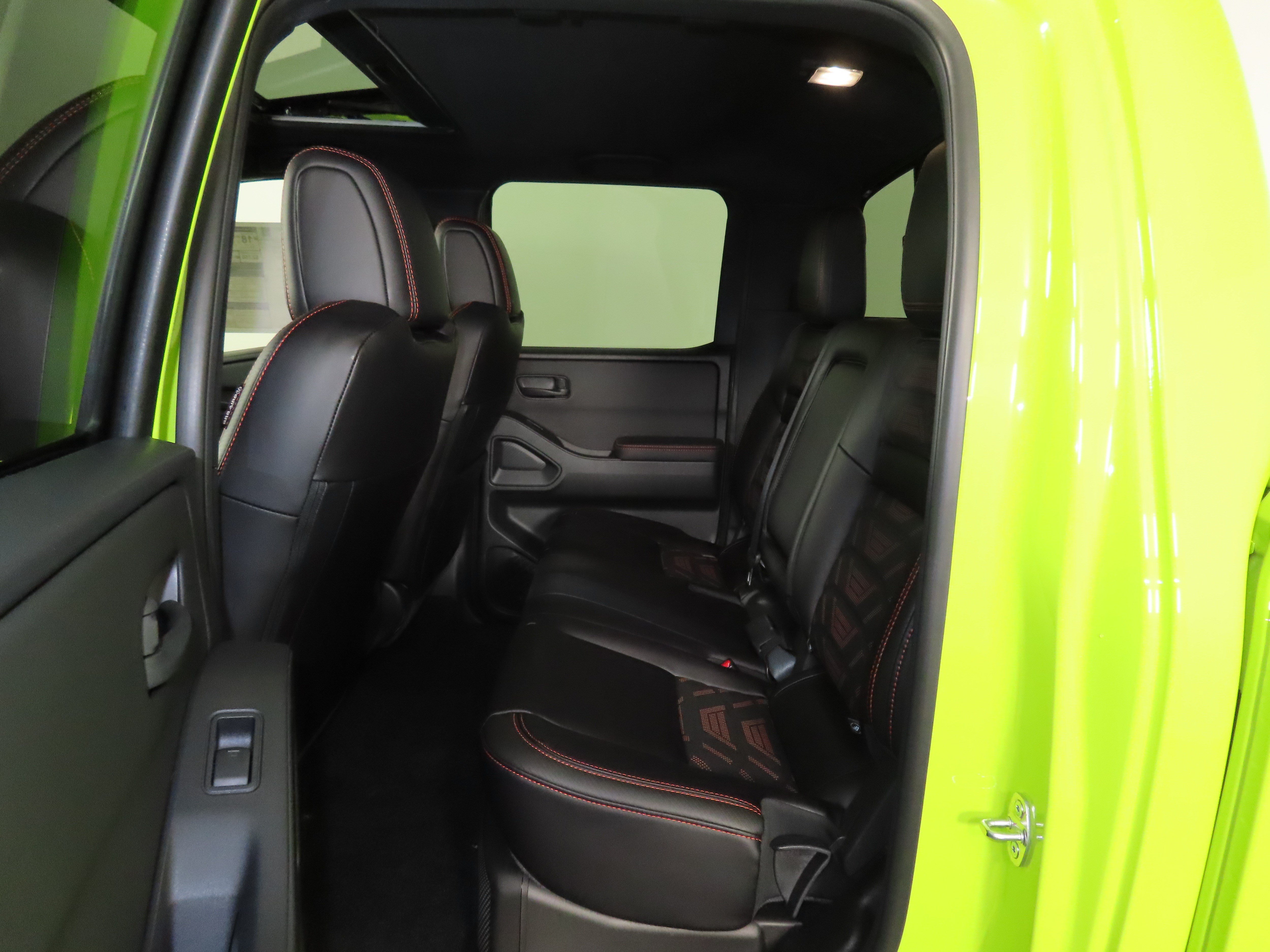 New 2026 Nissan Frontier PRO-4X w/ Pro Premium Package AWD/4WD image 7
