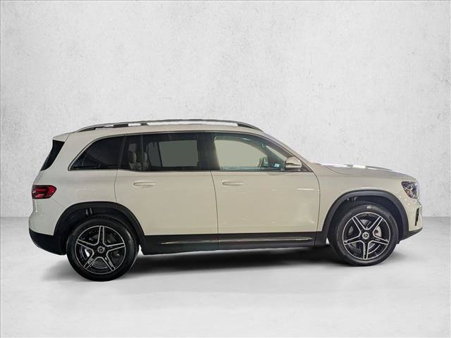 Used 2026 Mercedes-Benz GLB 250 image 7