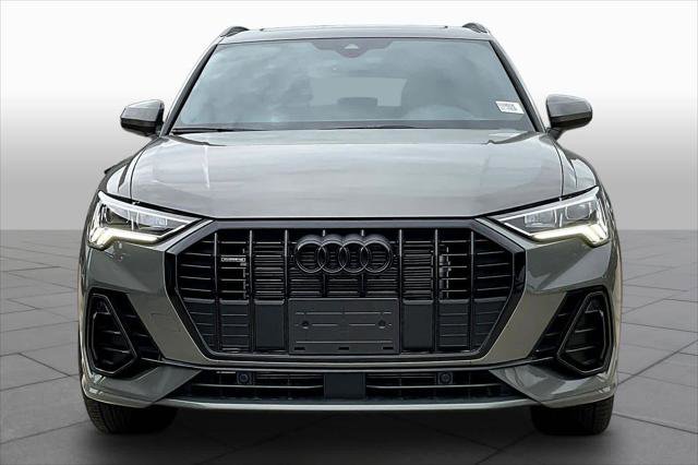 Certified 2025 Audi Q3 2.0T Premium w/ Convenience Package AWD/4WD image 4
