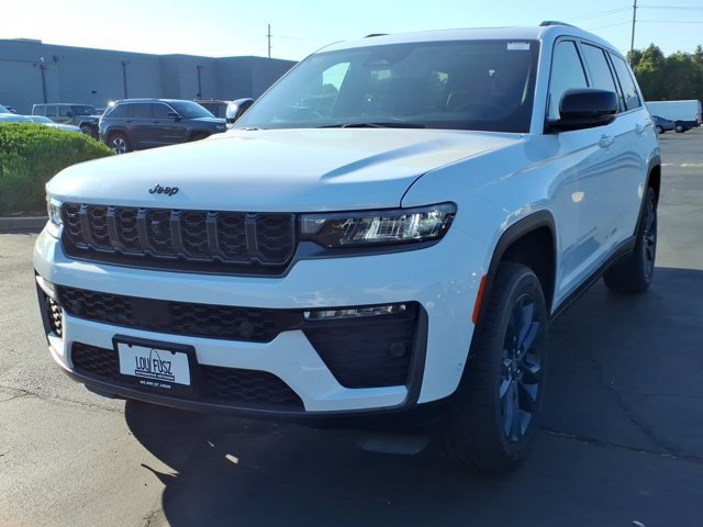 New 2026 Jeep Grand Cherokee L Limited AWD/4WD image 2