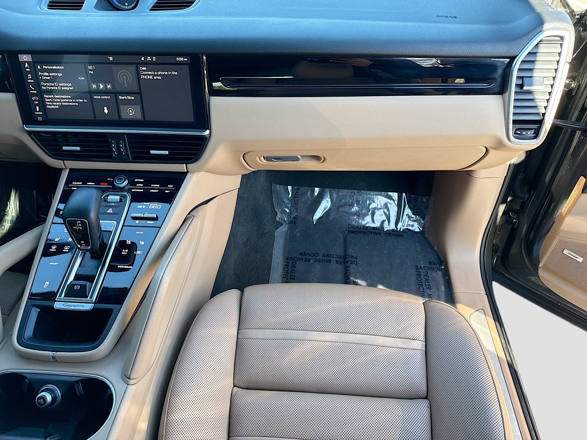 Used 2019 Porsche Cayenne AWD/4WD image 18