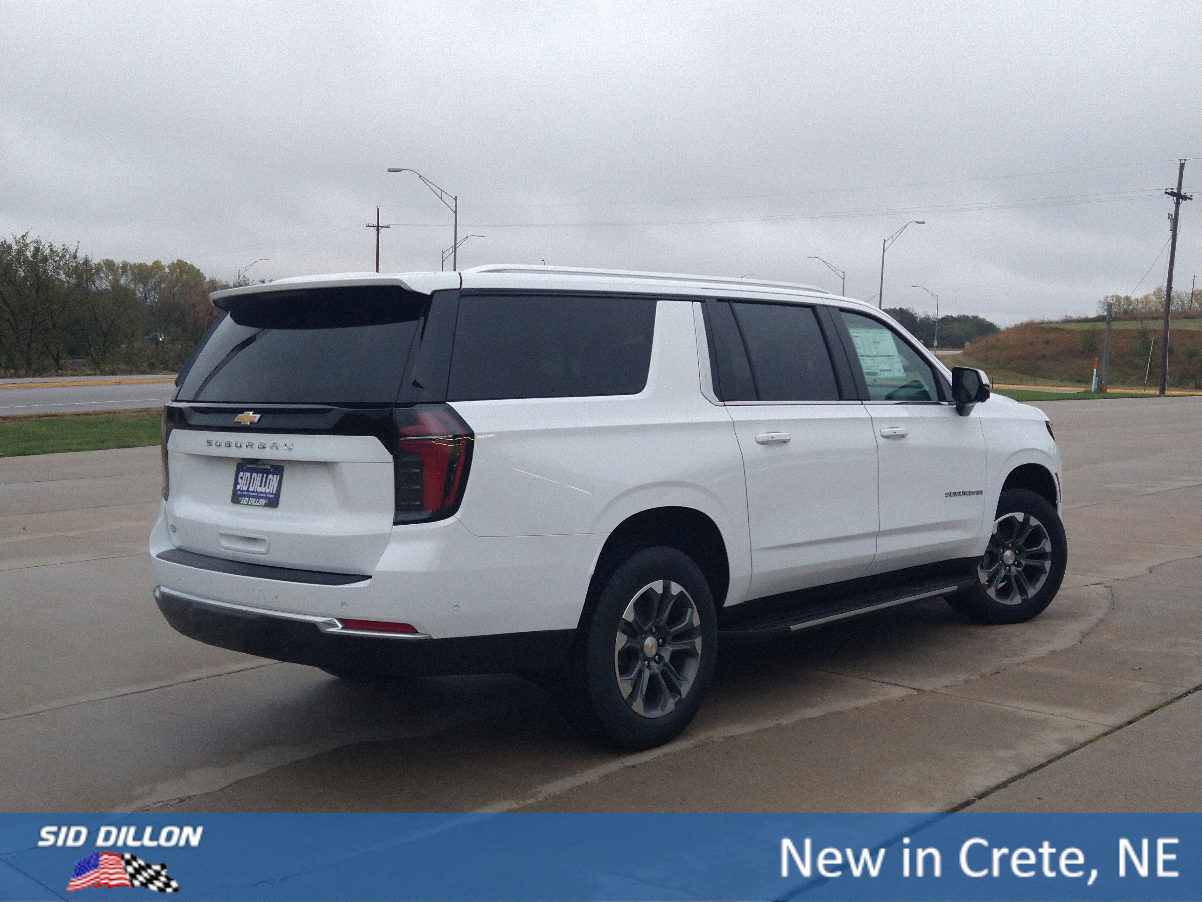 New 2026 Chevrolet Suburban LS image 11
