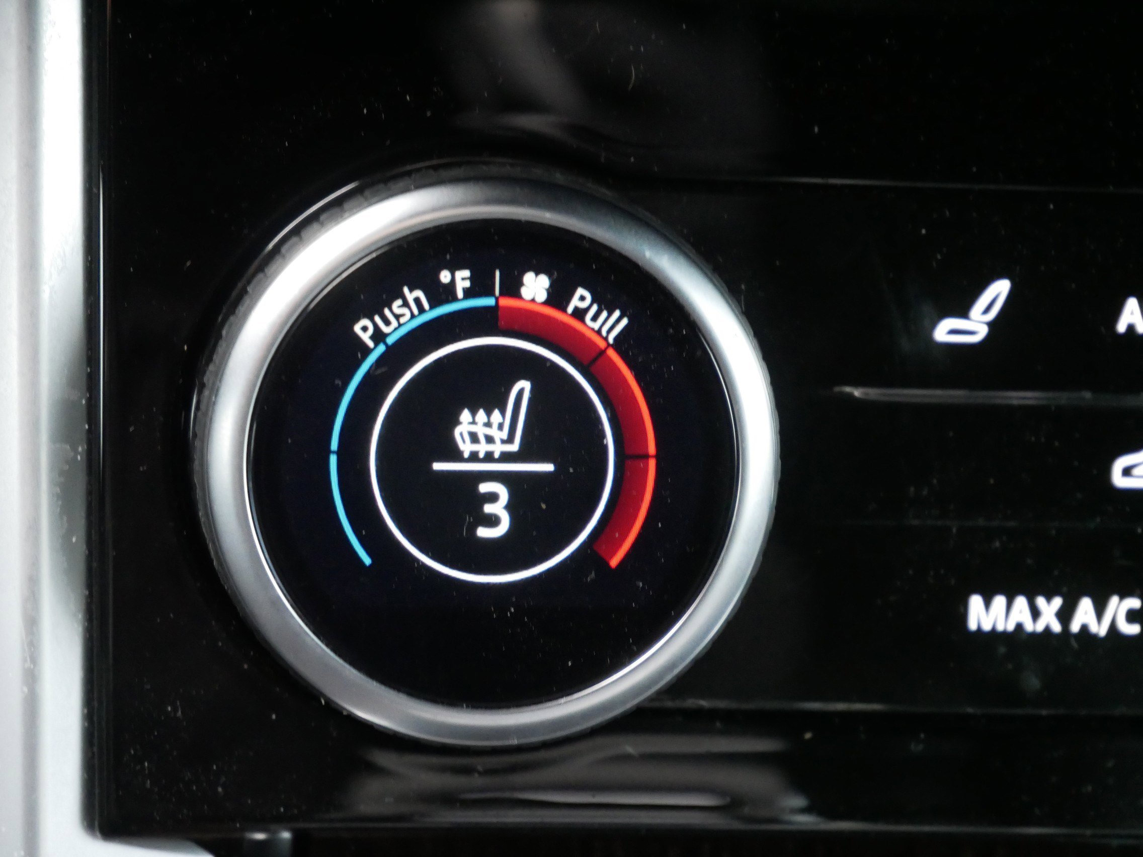 Used 2023 Land Rover Range Rover SE image 15