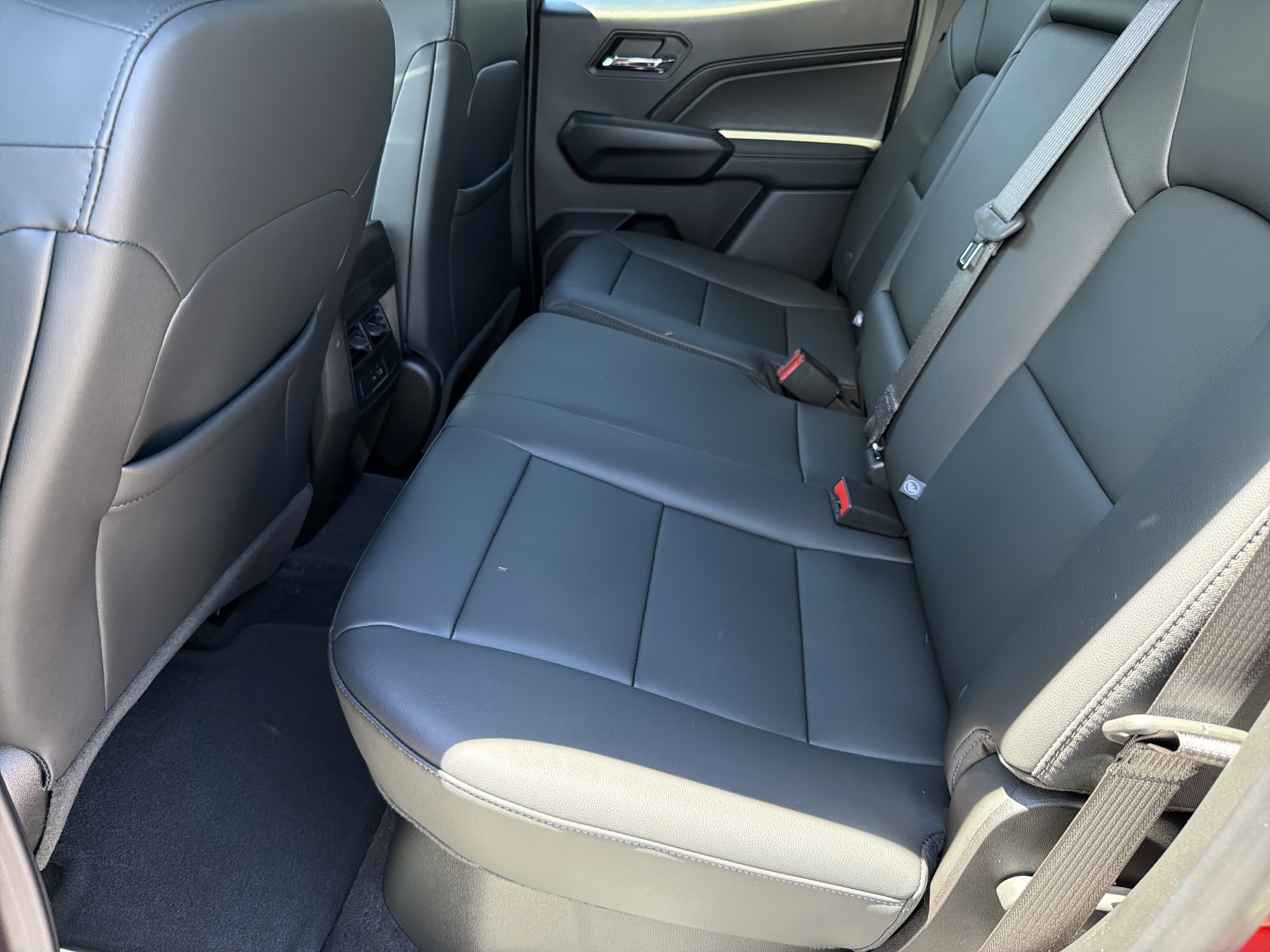 New 2026 GMC Canyon Elevation w/ Convenience Package RWD image 21