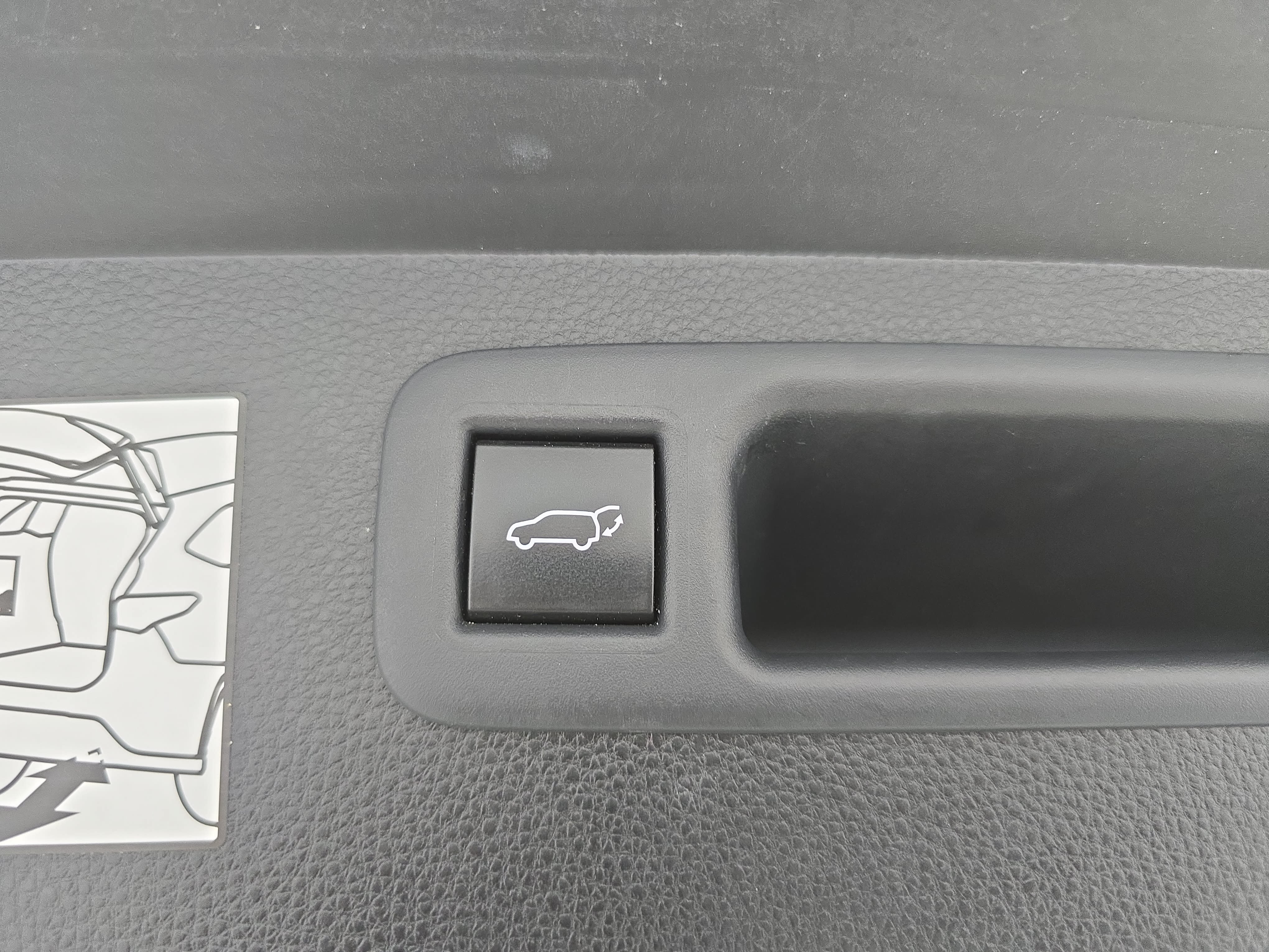 Used 2022 Toyota Highlander Limited AWD/4WD image 14
