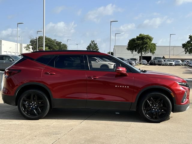Used 2020 Chevrolet Blazer LT w/ Sound & Technology Package FWD image 3