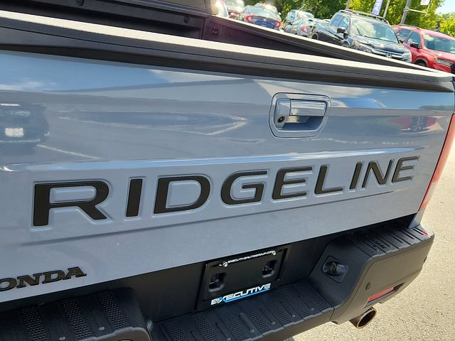 Used 2025 Honda Ridgeline Black Edition image 28