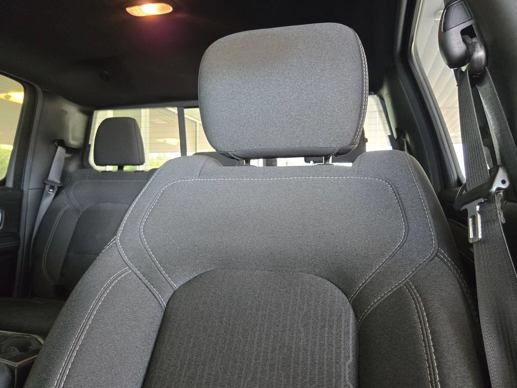 Used 2019 RAM 1500 Big Horn RWD image 10