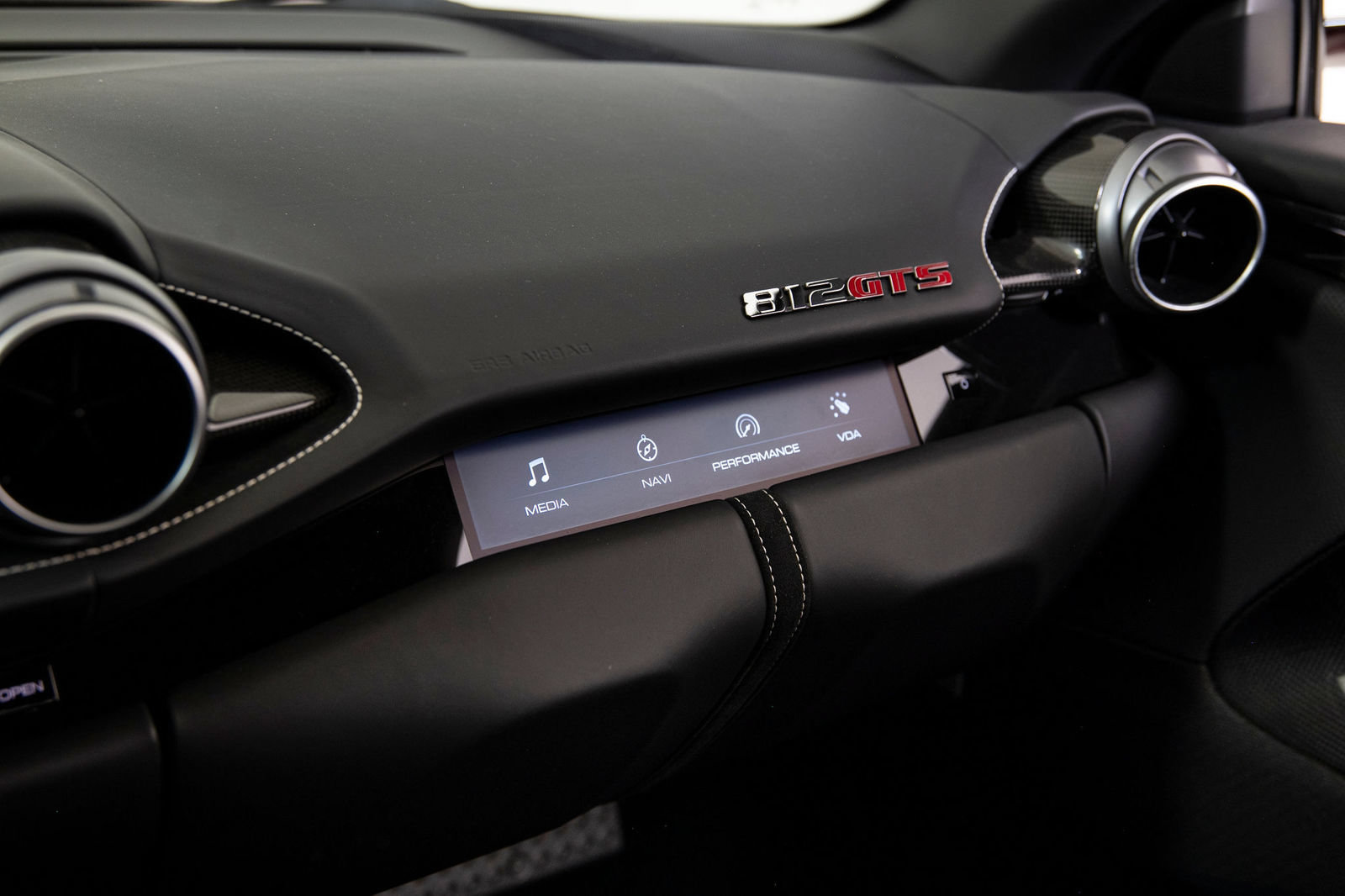 Certified 2022 Ferrari 812 GTS RWD image 12