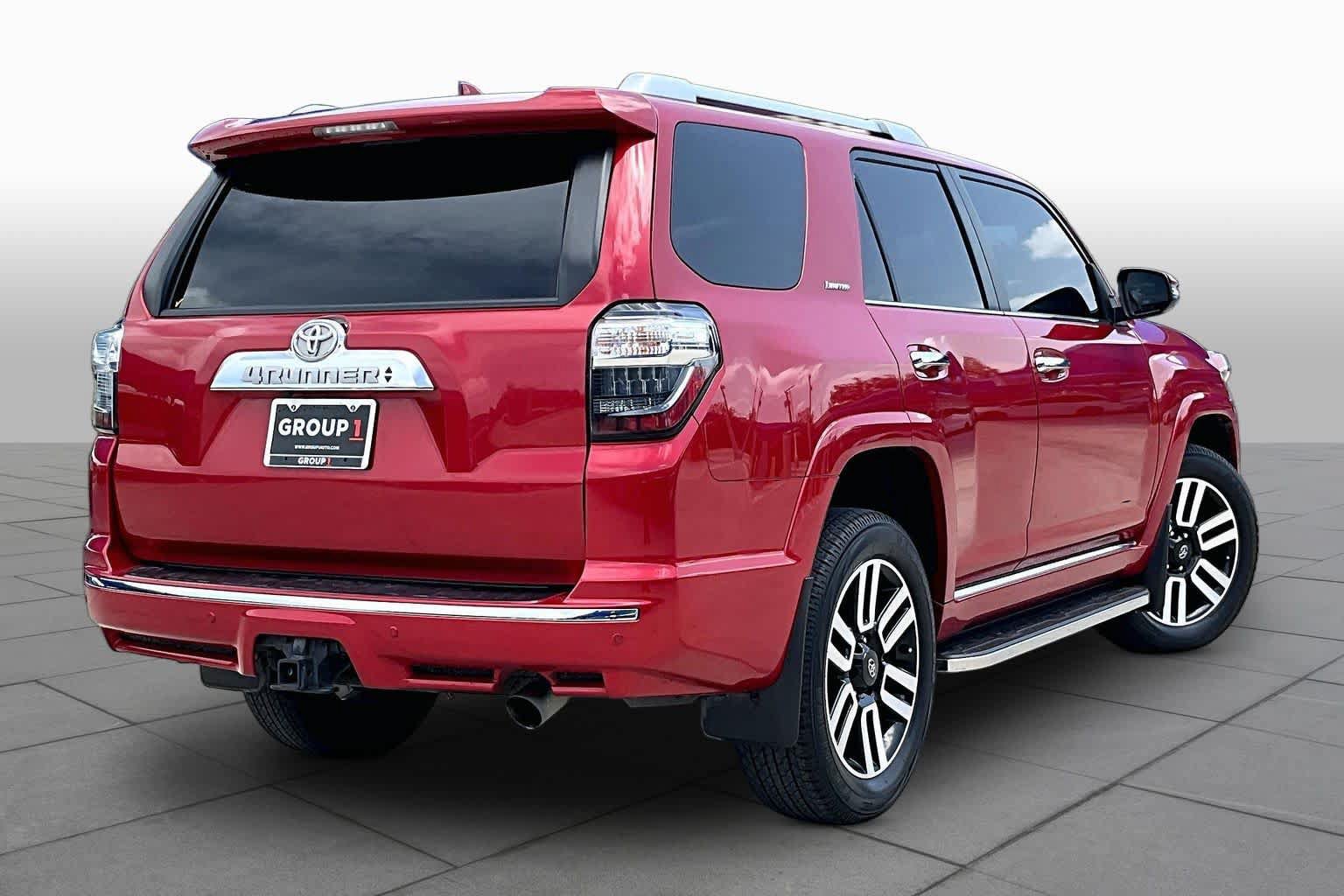Used 2023 Toyota 4Runner Limited AWD/4WD image 12