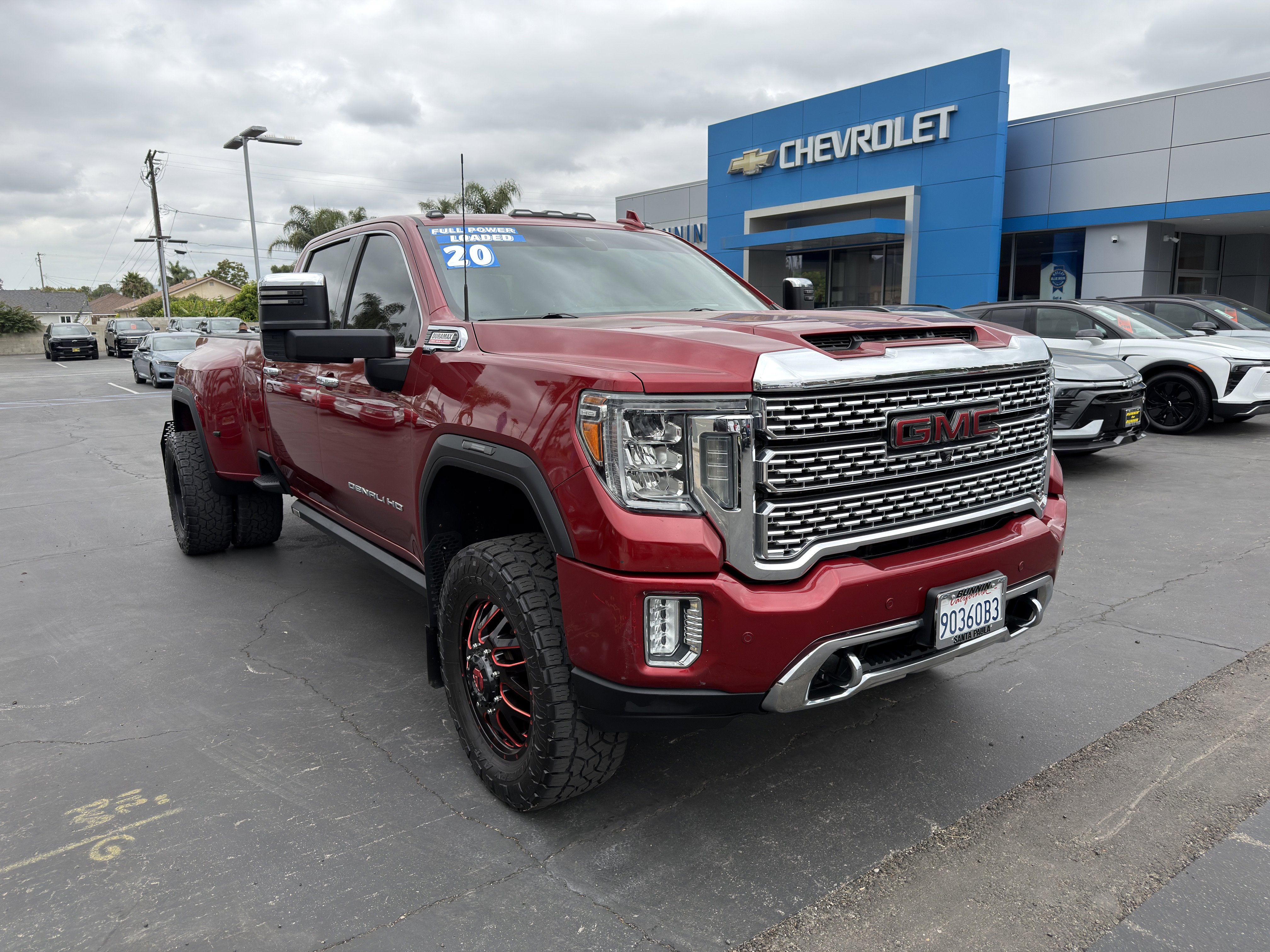 Used 2020 GMC Sierra 3500 Denali w/ Denali Ultimate Package AWD/4WD image 2