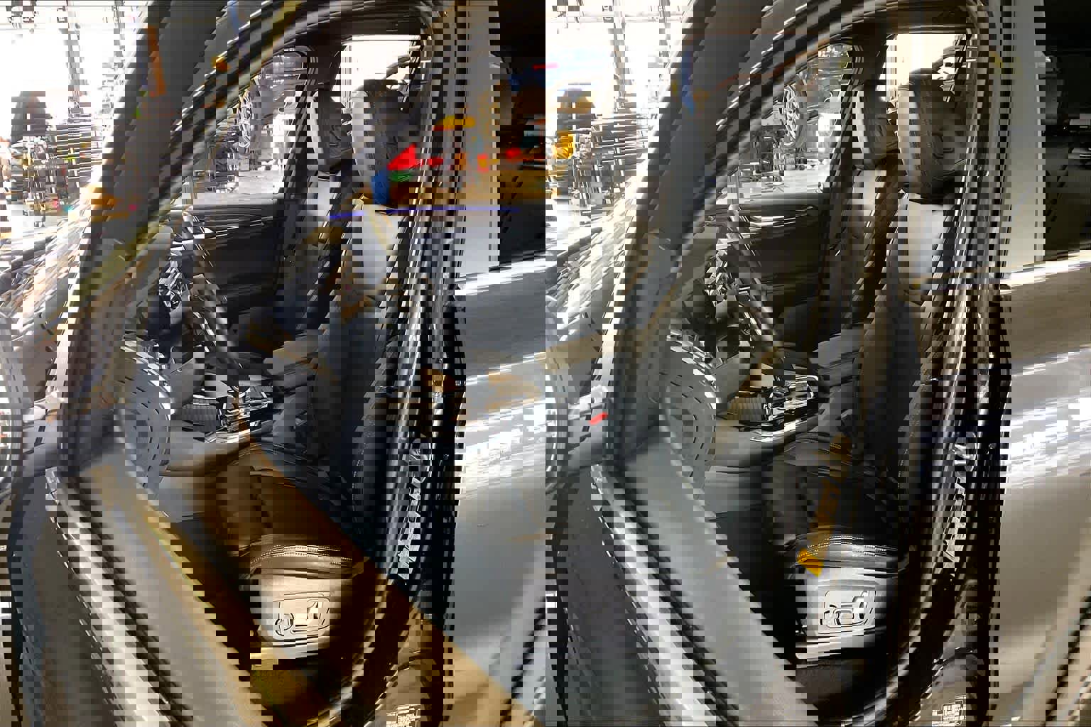 Used 2023 BMW X3 sDrive30i w/ Premium Package image 7