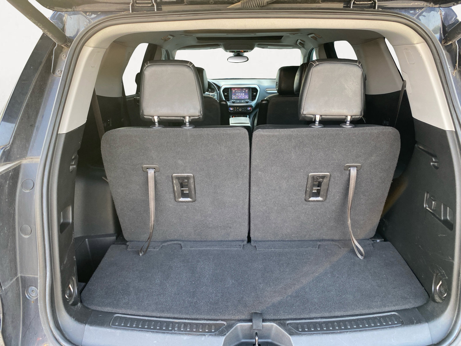 Used 2021 GMC Acadia SLE w/ Driver Convenience Package image 12