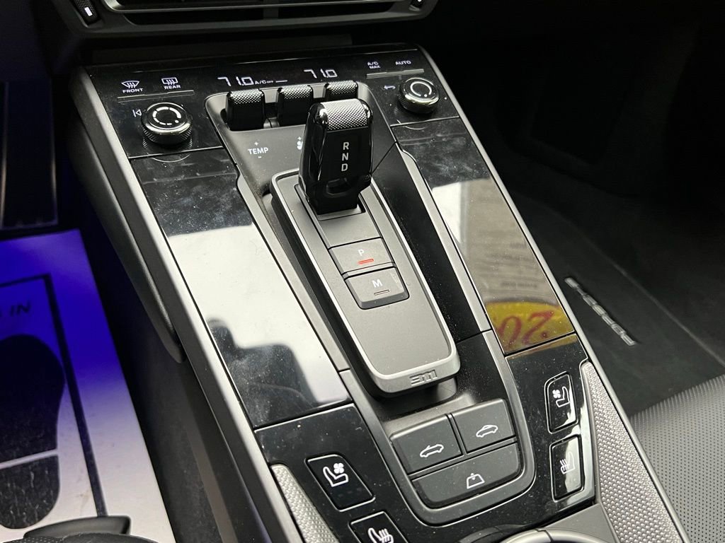 Used 2023 Porsche 911 Carrera image 11