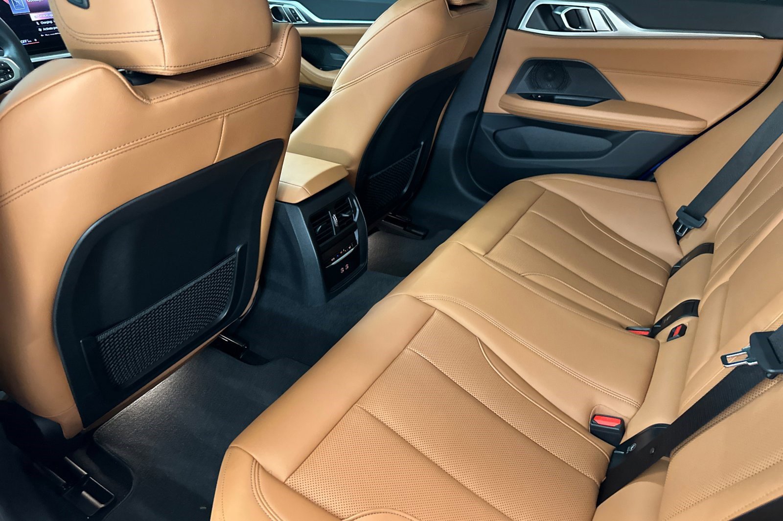 Certified 2022 BMW i4 eDrive40 w/ M Sport Package image 15