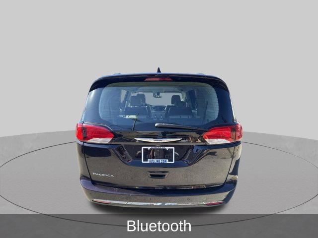 Used 2018 Chrysler Pacifica Touring-L Plus w/ Tire & Wheel Group FWD image 5