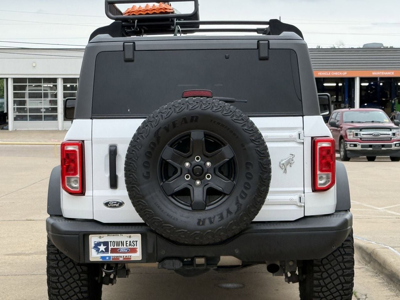 Used 2024 Ford Bronco Black Diamond AWD/4WD image 6