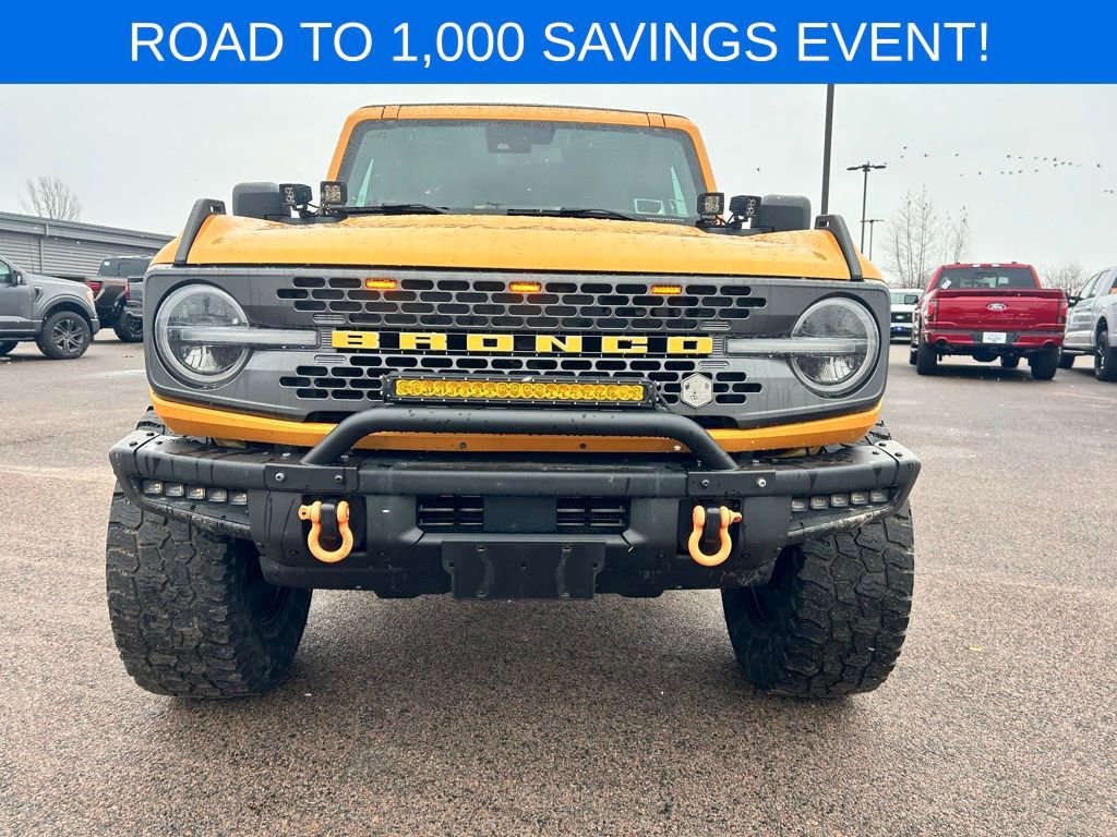 Used 2021 Ford Bronco Badlands image 9