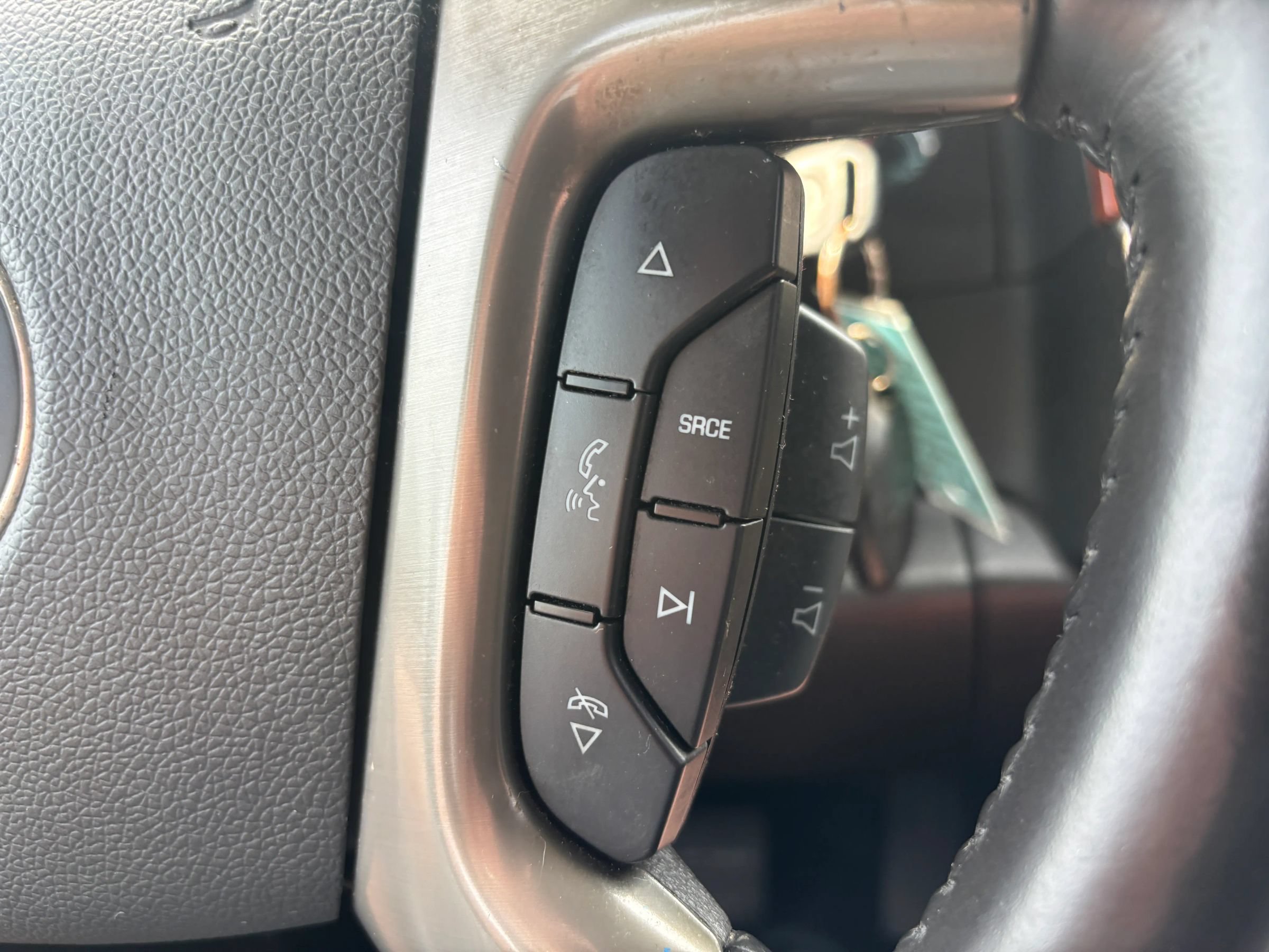 Used 2014 Chevrolet Tahoe LT w/ Luxury Package AWD/4WD image 23