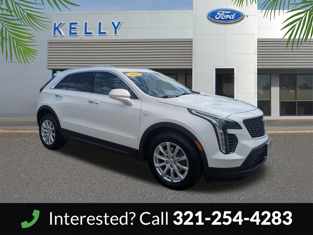 Used 2022 Cadillac XT4 Luxury w/ Cold Weather Package AWD/4WD image 4