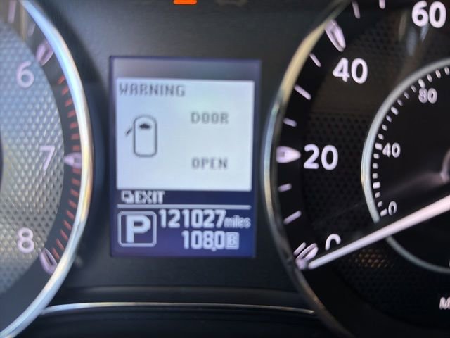 Used 2018 Nissan Armada Platinum w/ Captain Seat Package image 2