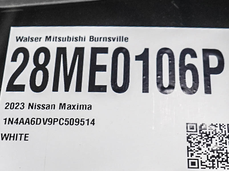 Used 2023 Nissan Maxima SL FWD image 29