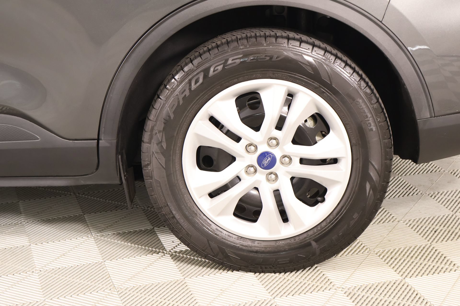 Used 2020 Ford Escape S FWD image 17
