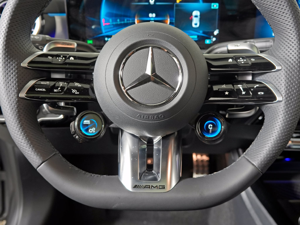 Certified 2025 Mercedes-Benz CLA 35 AMG 4MATIC image 20