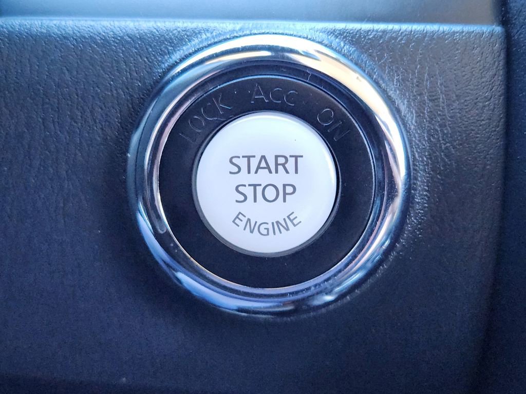 Used 2024 Nissan Armada SV image 23