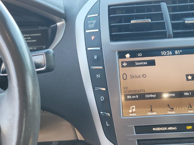 Used 2019 Lincoln MKZ Reserve FWD image 18
