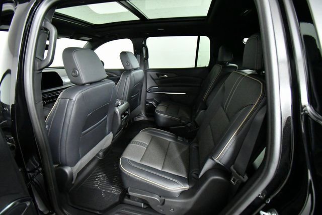 New 2026 Chevrolet Traverse High Country w/ LPO, Floor Liner Package image 25