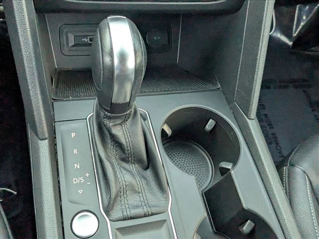 Used 2020 Volkswagen Atlas SE w/ Towing Package image 12